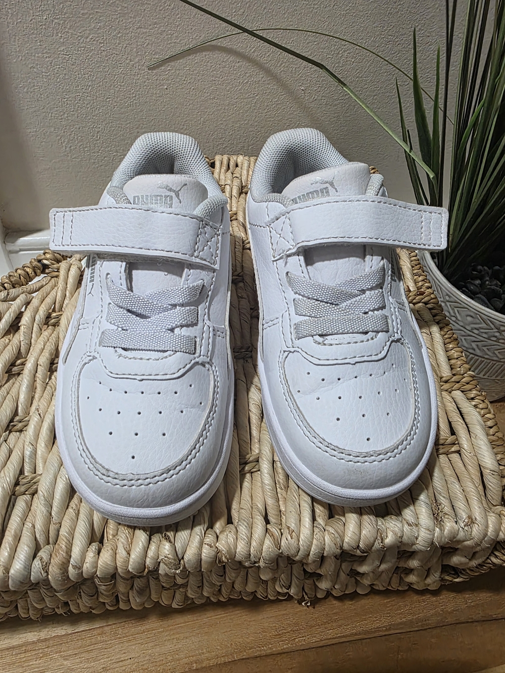 Puma Caven 2.0 AC+ All White Toddler Kids Sneakers Size 7C
